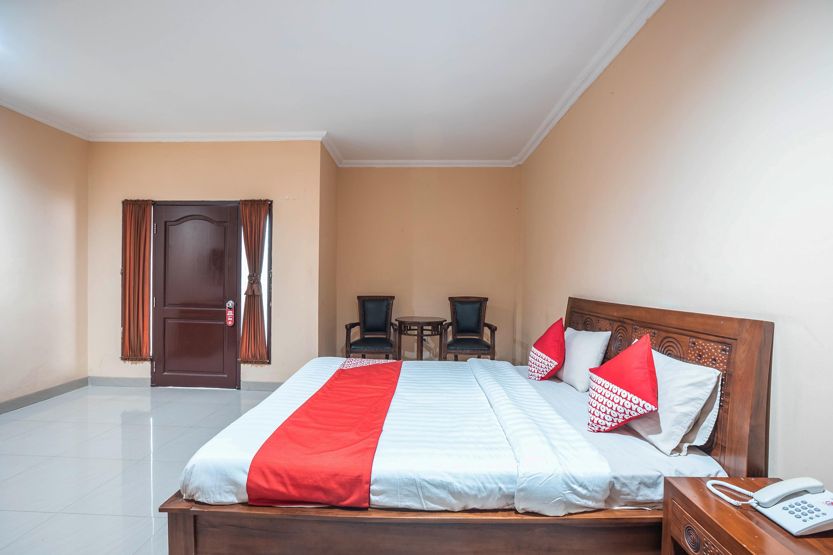 Super Oyo 686 Bunga Karang Hotel Bekasi Eksteriør billede