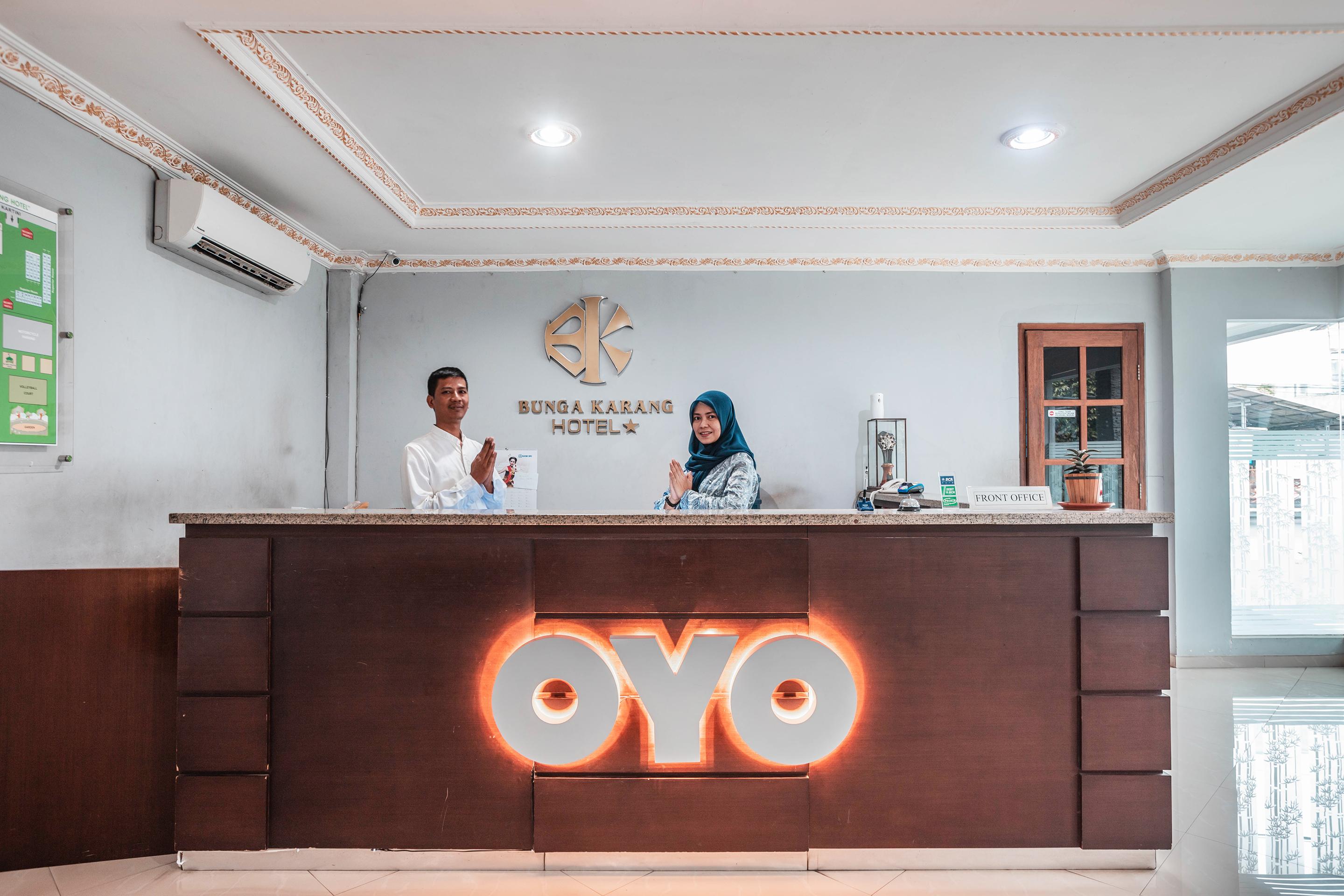 Super Oyo 686 Bunga Karang Hotel Bekasi Eksteriør billede