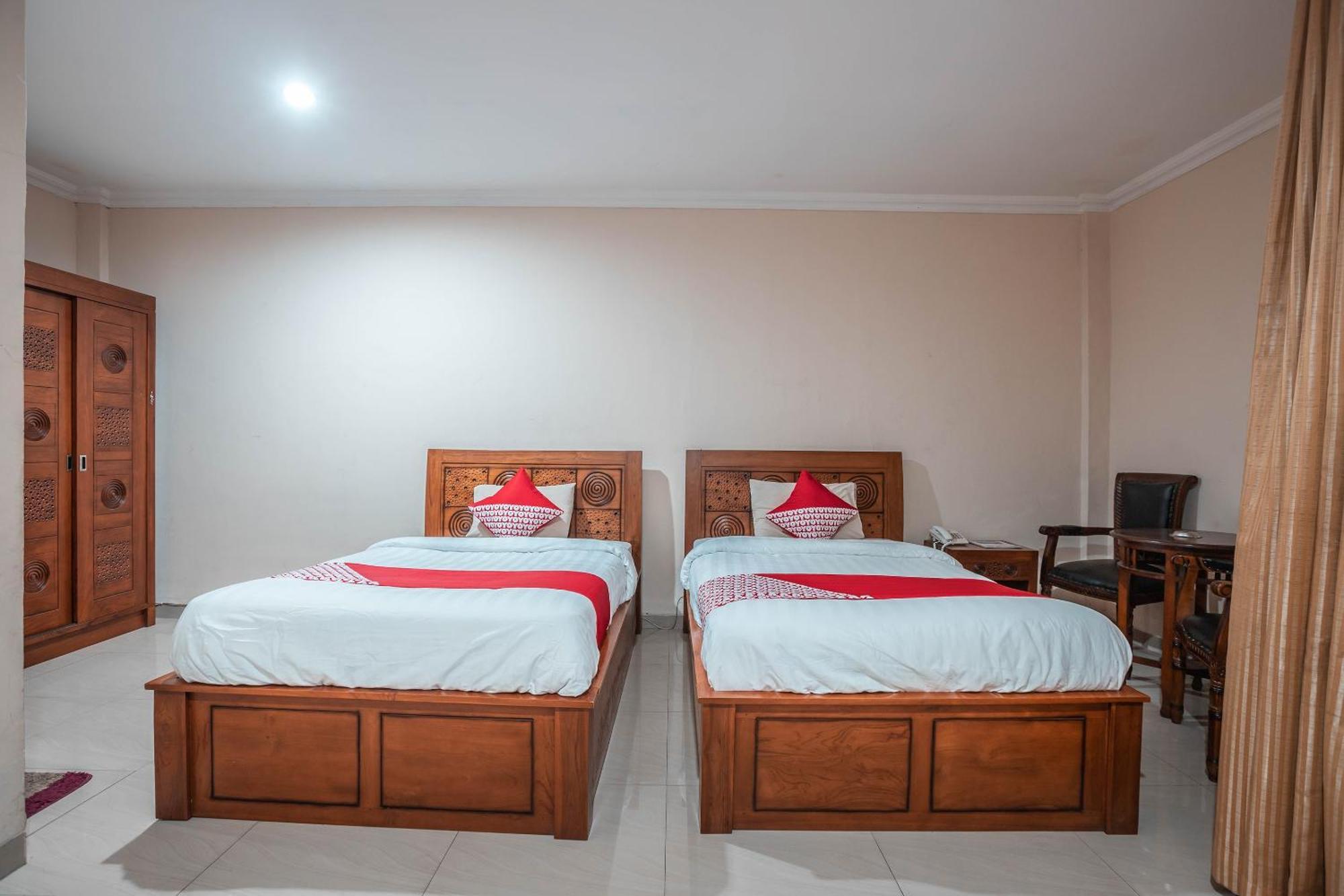 Super Oyo 686 Bunga Karang Hotel Bekasi Eksteriør billede